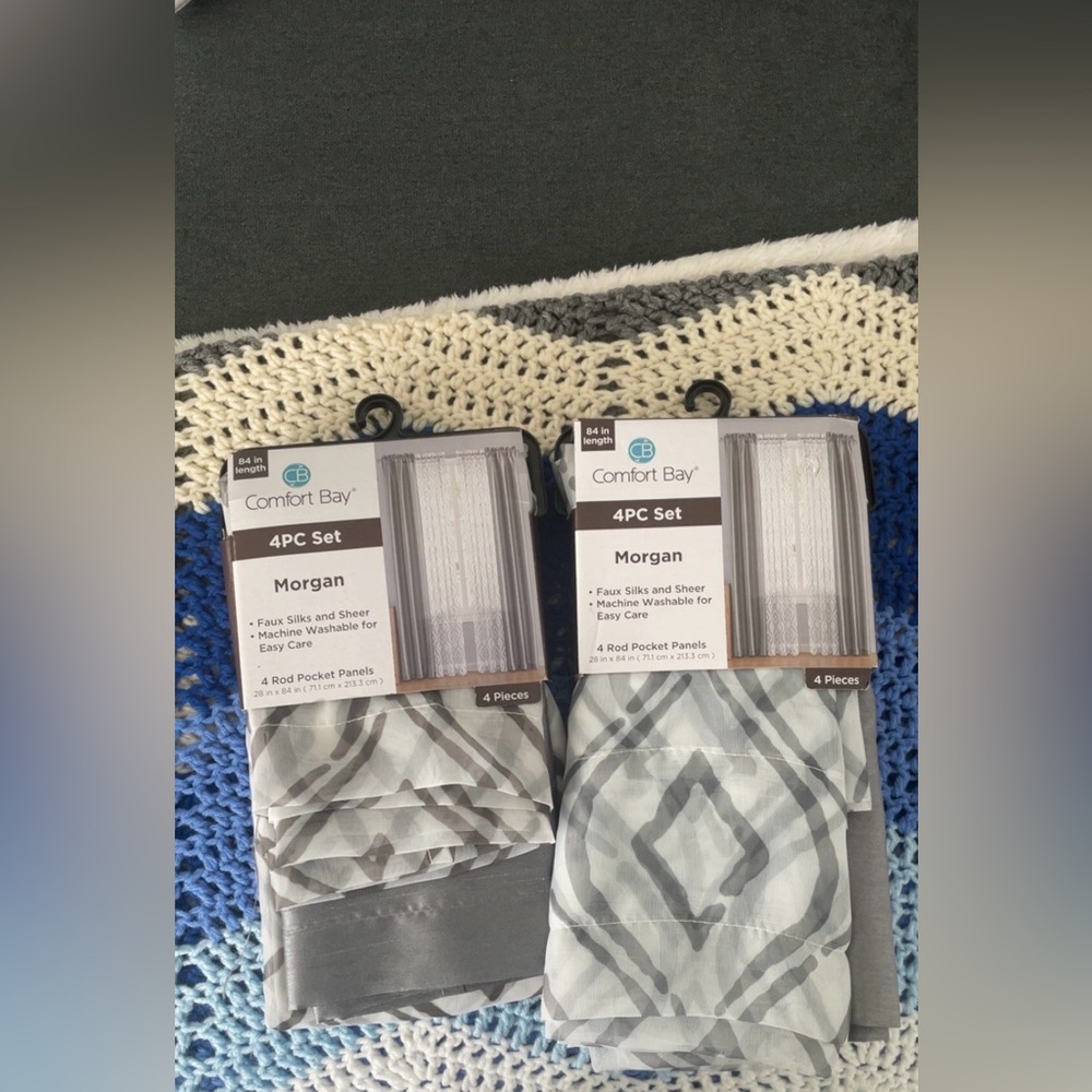Comfort Bay Gray Patterned 4PC Set
